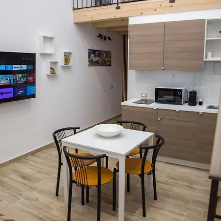 3 - Madeira Bright Loft Cozy Quiet Independent